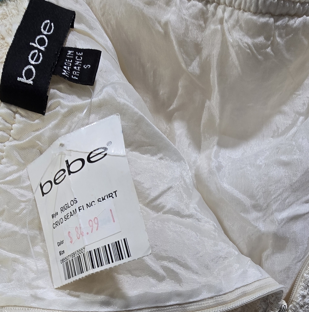 NWT Bebe Rigolos Cream Skirt (Size Small) - Picture 2 of 8